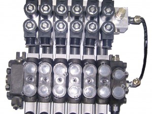 100L/min片式多路閥，控制方式：片式多路閥，國產多路閥，電磁手動多路閥，電磁氣動多路閥。